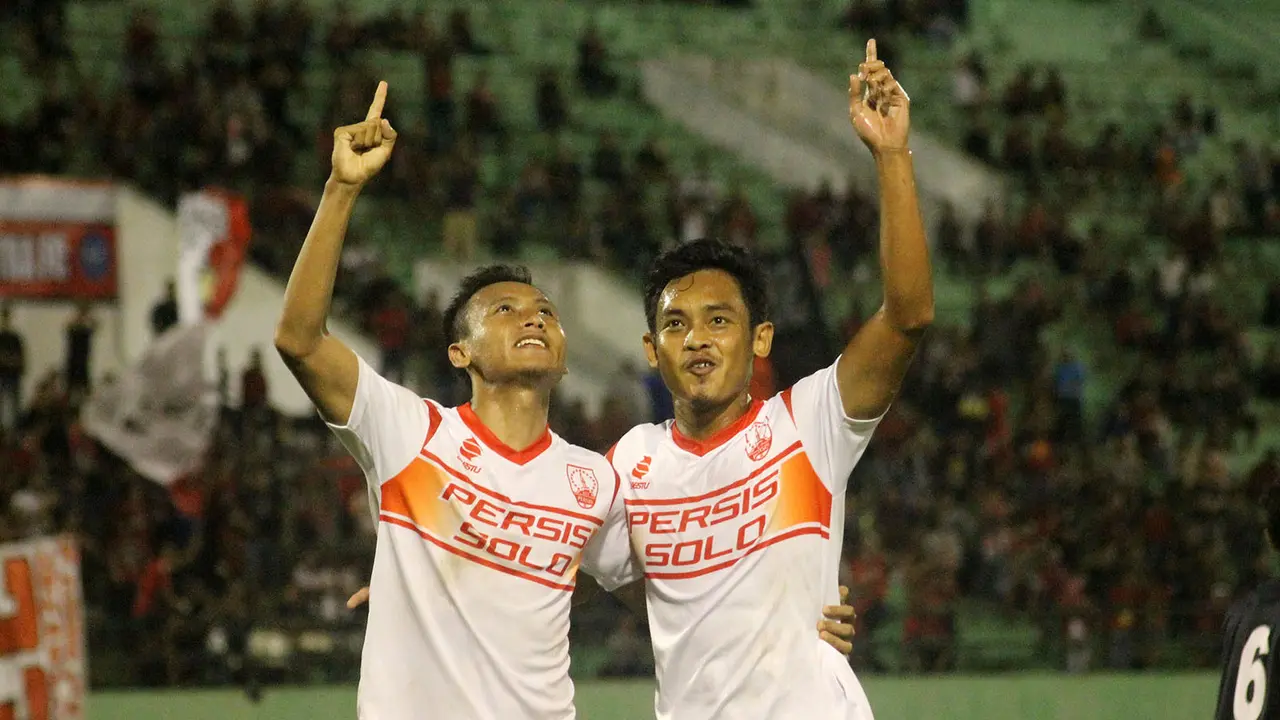 Persis Solo