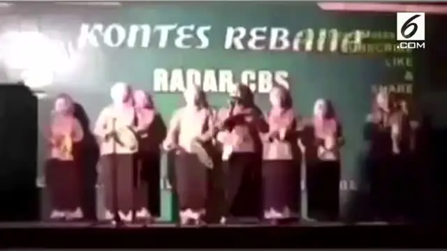 VIDEO: Aksi Emak-Emak Main Rebana Berujung Kocak