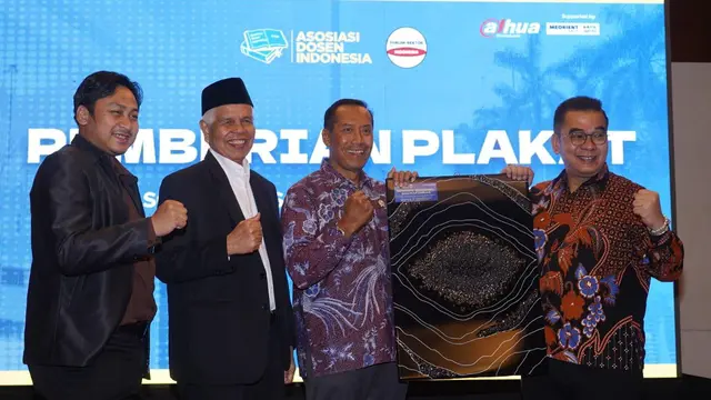 Seminar Nasional dan Rapat Seminar Nasional dan Rapat Pimpinan Nasional (RAPIMNAS) yang mengusung tema “Co-Creating the Digital Intellectual Education of the Future”. (Istimewa)