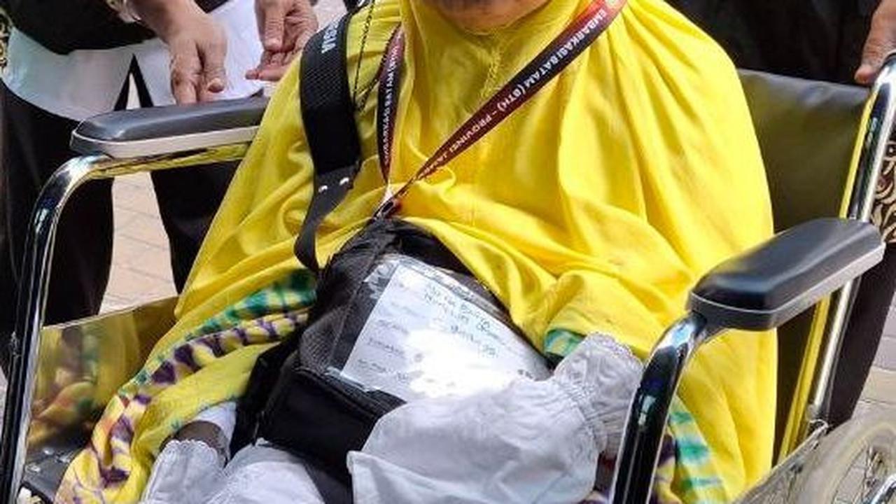 Sementara di sisi depan, hanya tersisa dua baris kursi dengan konfigurasi dua kanan dan dua kiri. Foto: Media Center Haji 2024 / Faiz Nashrillah