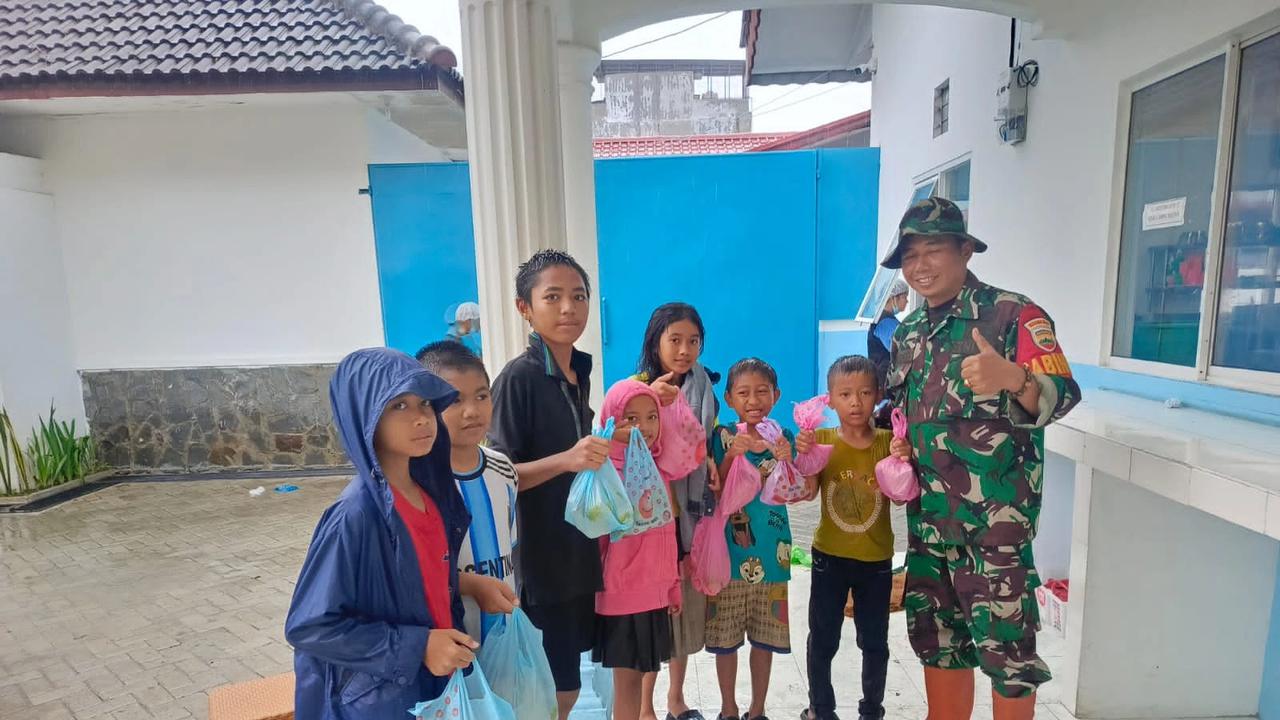Distribusi Makanan dari Dapur MBG di Medan
