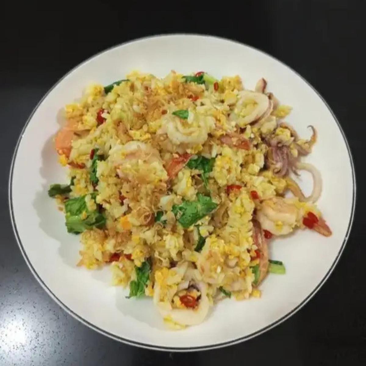3 Resep Nasi Goreng Kunyit untuk Jadi Menu Bekal Lezat dan Praktis