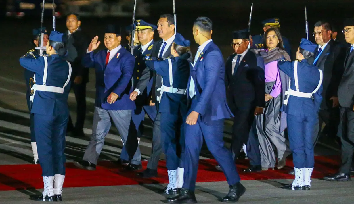 Presiden Prabowo Subianto diagendakan untuk melakukan kunjungan kenegaraan sekaligus menghadiri Konferensi Tingkat Tinggi (KTT) Kerja Sama Ekonomi Asia Pasifik (APEC) di Peru. (Eddy RAMOS/ANDINA/AFP)