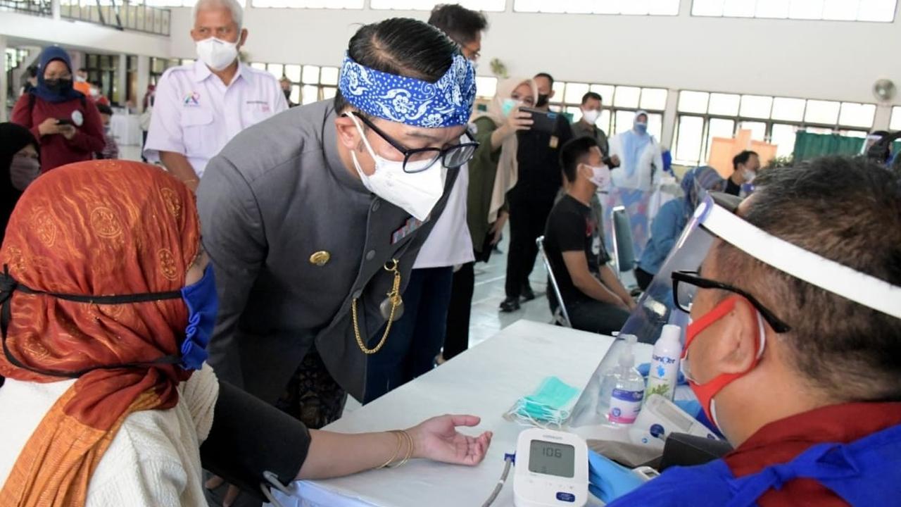 Vaksinasi COVID-19 Difasilitasi Dinas Sosial
