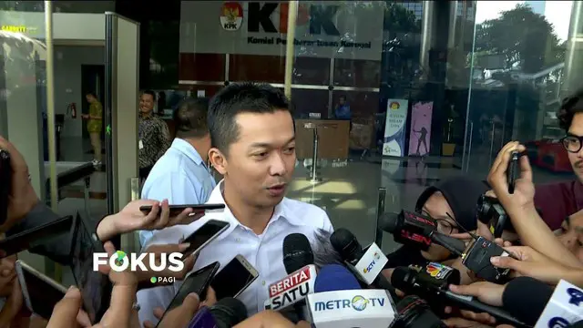 Mantan pebulutangkis Taufik Hidayat diperiksa KPK  selama enam jam terkait dugaan korupsi di Kemenpora.