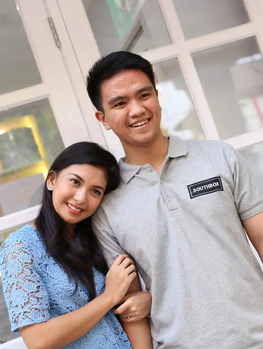 Saat ditanya tentang lamaran tersebut, Alisia tak menampik, ia justru mengaku sejak dulu memang ingin menikah di usia muda. (Andy Masela/Bintang.com)