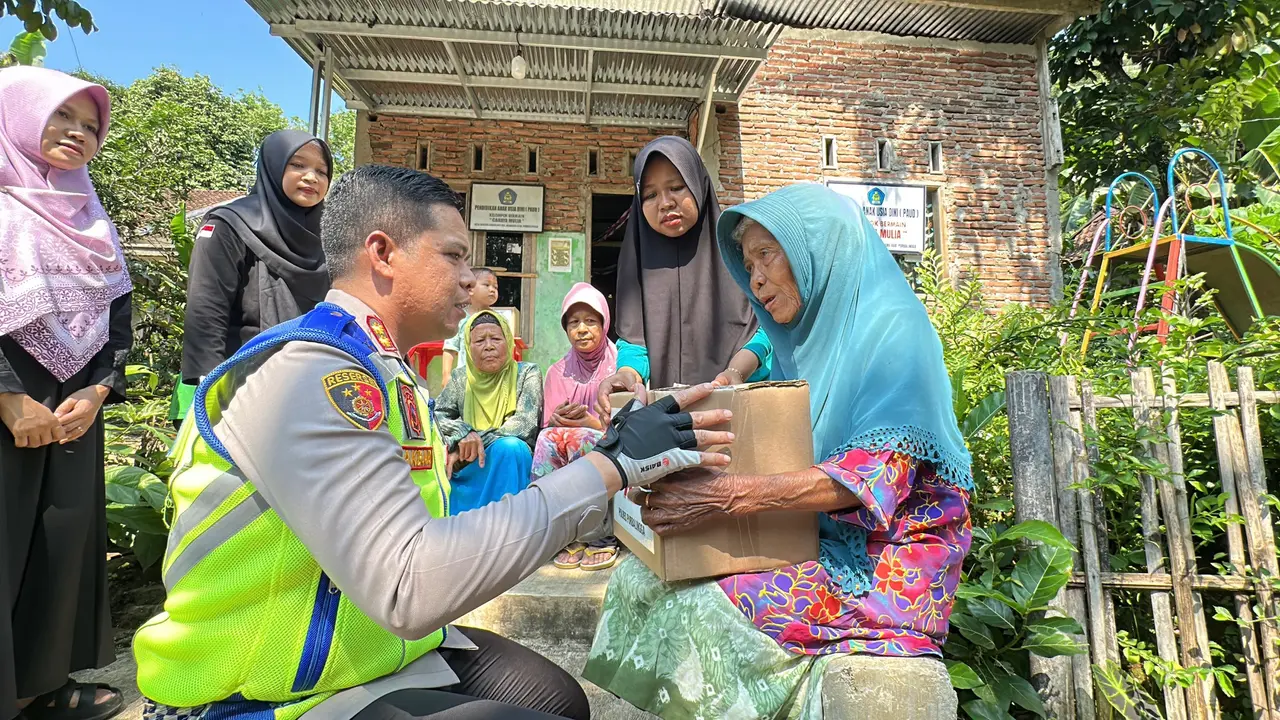 Bakti sosial hari bhayangkara Polres Purbalingga