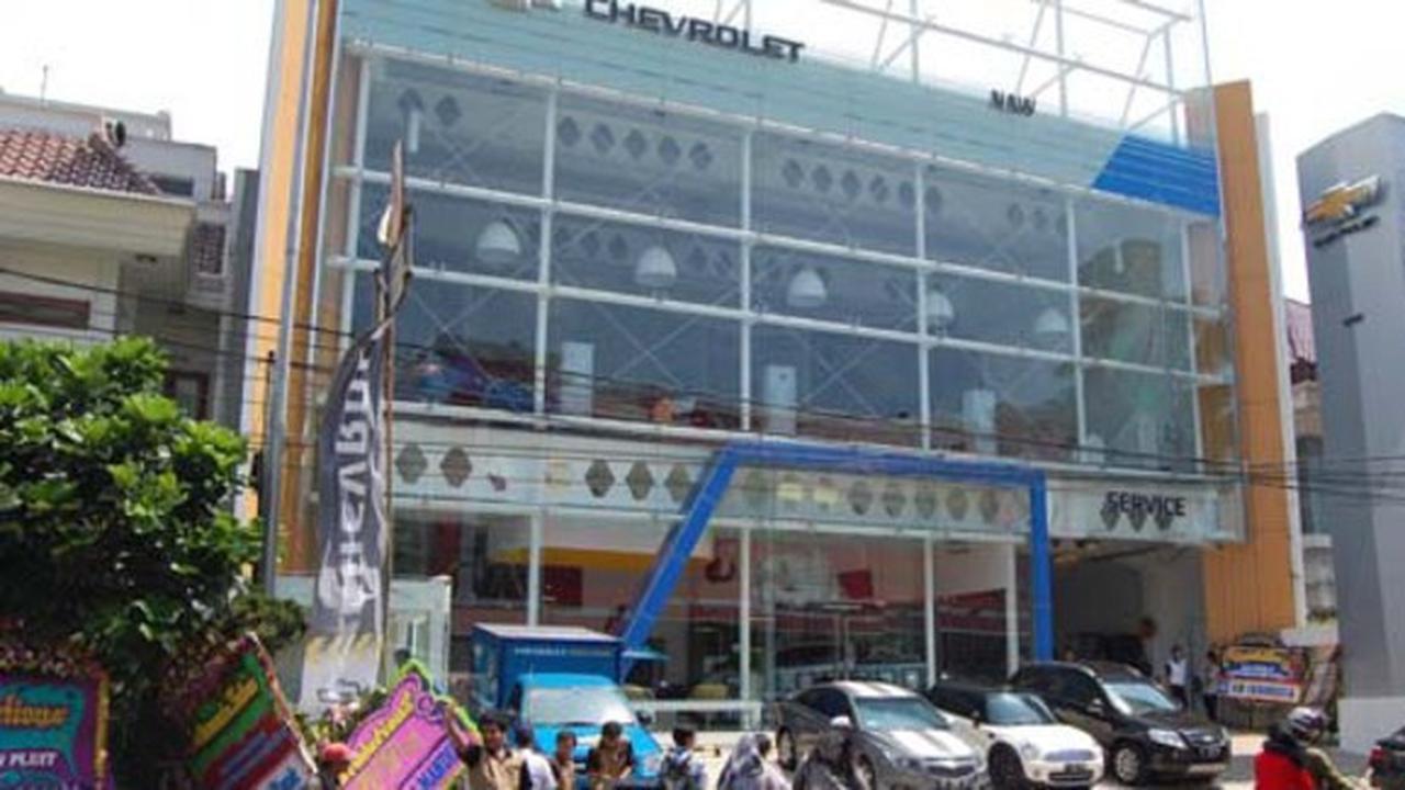 Dealer Chevrolet NAW Pluit (By Nazar Ray)