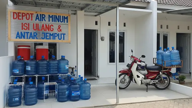 Ide Usaha Modal Kecil di Daerah Pemukiman Baru yang Potensial Jasa Isi Ulang Air Minum Galon Antar Jemput