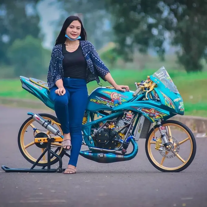 Potret Modifikasi Kawasaki Ninja Jari-jari Beserta Modelnya yang Cantik