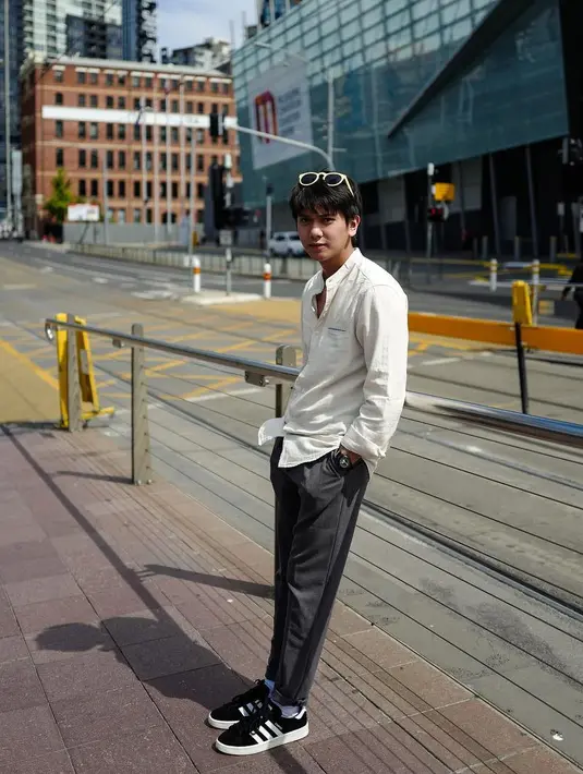 (Instagram/iqbaal.e)