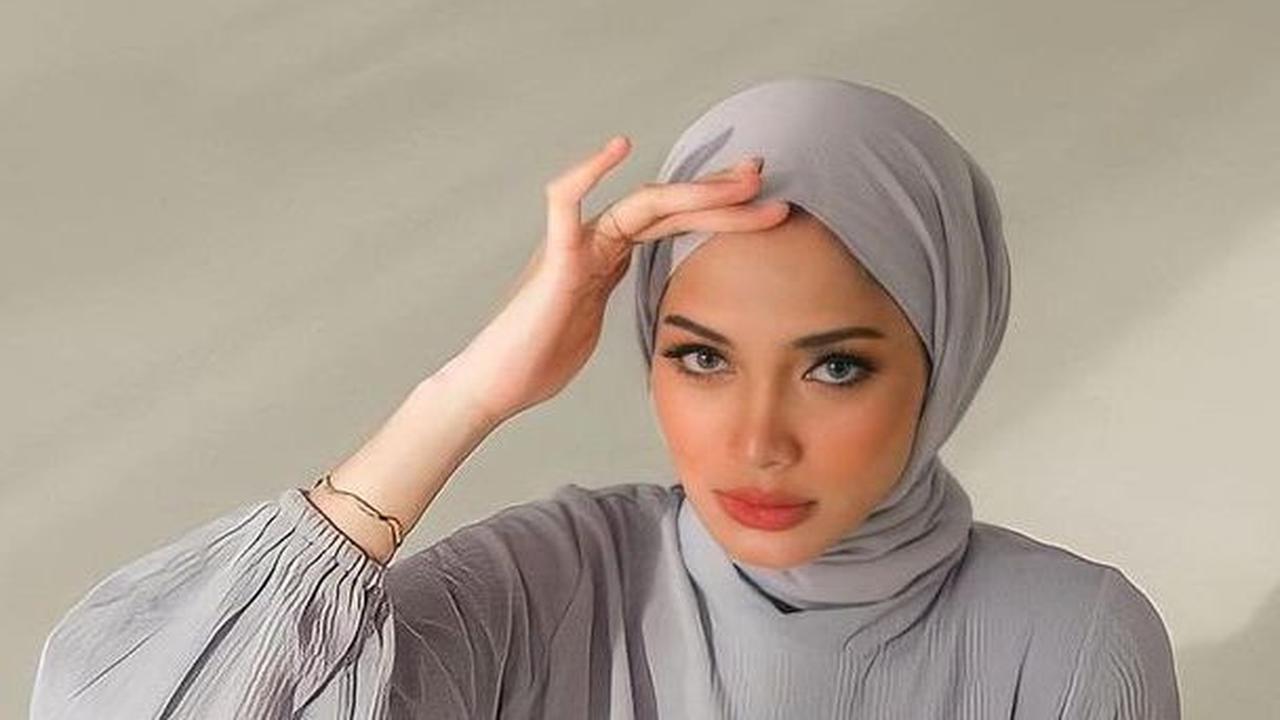 Tercatat sampai hari ini Danisa Chairiyah sudah memiliki hampir 65 ribu pengikut di akun Instagram. Kontennya yang baru menembus 100 postingan selalu menuai banyak tanda suka lebih dari 2 ribu.