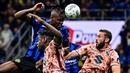 Ketinggalan 1-3, Il Toro bermain lebih agresif dan terus melancarkan serangan ke pertahanan Inter Milan. (Piero CRUCIATTI/AFP)
