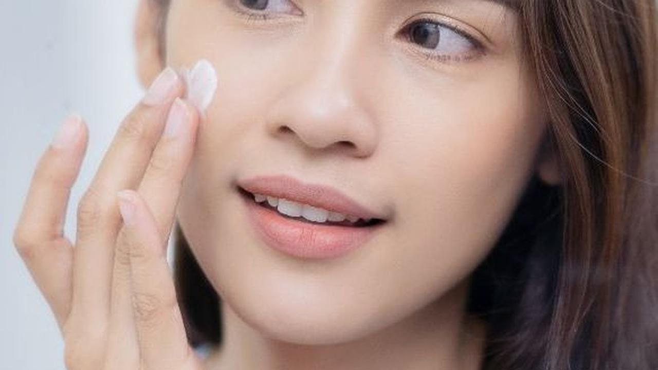 Rekomendasi Moisturizer untuk Kulit Kering yang Terbukti Efektif