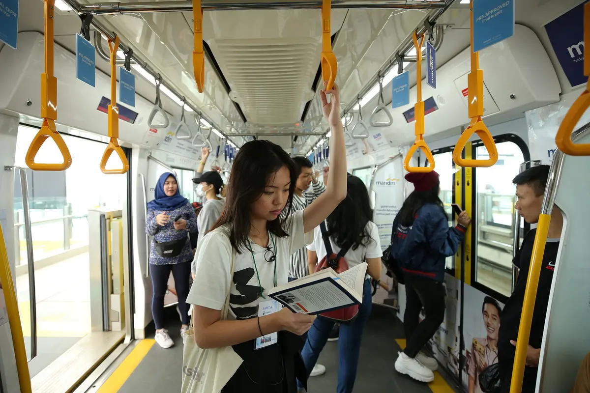 Kampanye KeREADta Sukses Digelar di MRT Jakarta