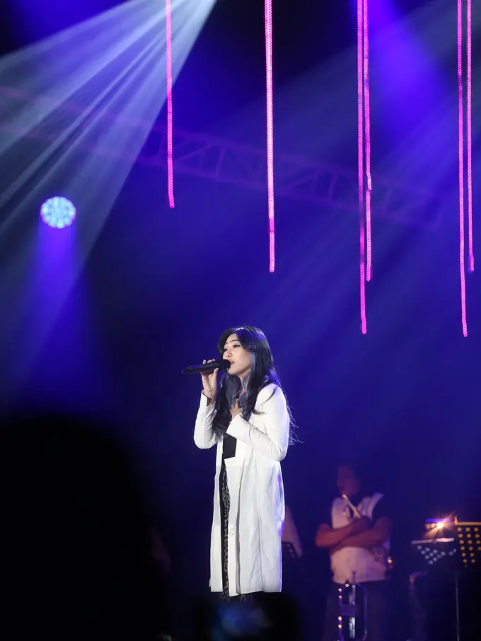 [Bintang] Isyana Sarasvati 