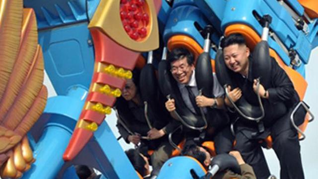 Penampakan pemimpin Korea Utara Kim Jong-un yang sedang naik wahana roller coaster di Pleasure Park pada tahun 2012 (AFP)