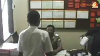 [VIDEO] Tertangkap Menjambret, Bocah SMP Dihajar Msasa