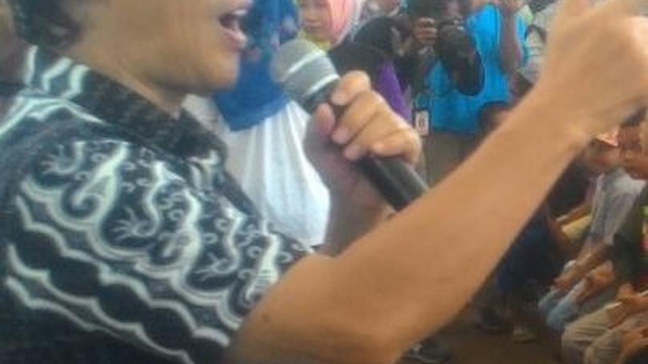 Tidak hanya itu saja, Kak Seto juga pernah menjadi pembantu rumah tangga (PRT) selama 7 tahun di sebuah keluarga.