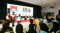 Mensos Gus Ipul Pastikan Pengadaan Laptop Sekolah Rakyat Transparan dan Terbuka