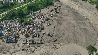 Banjir Bandang Terjang Nepal, Puluhan Rumah Hanyut dan 5 Orang Hilang