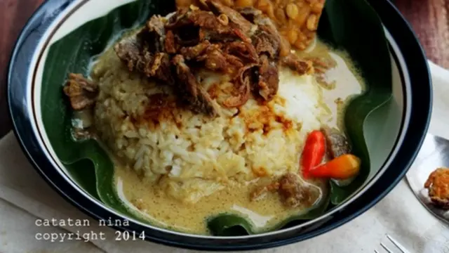 Menu Maksi: Nasi Gandul Khas Pati