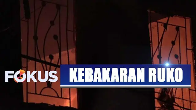Kebakaran Hanguskan 2 Ruko di Makassar