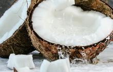 Bukan Hanya Segar, Air Kelapa Juga Diklaim Mampu Turunkan Darah Tinggi