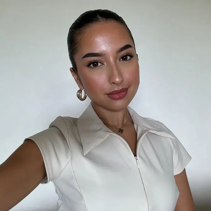 5 Prediksi Tren Makeup 2025: Menonjolkan Kecantikan Alami dengan Sentuhan Modern