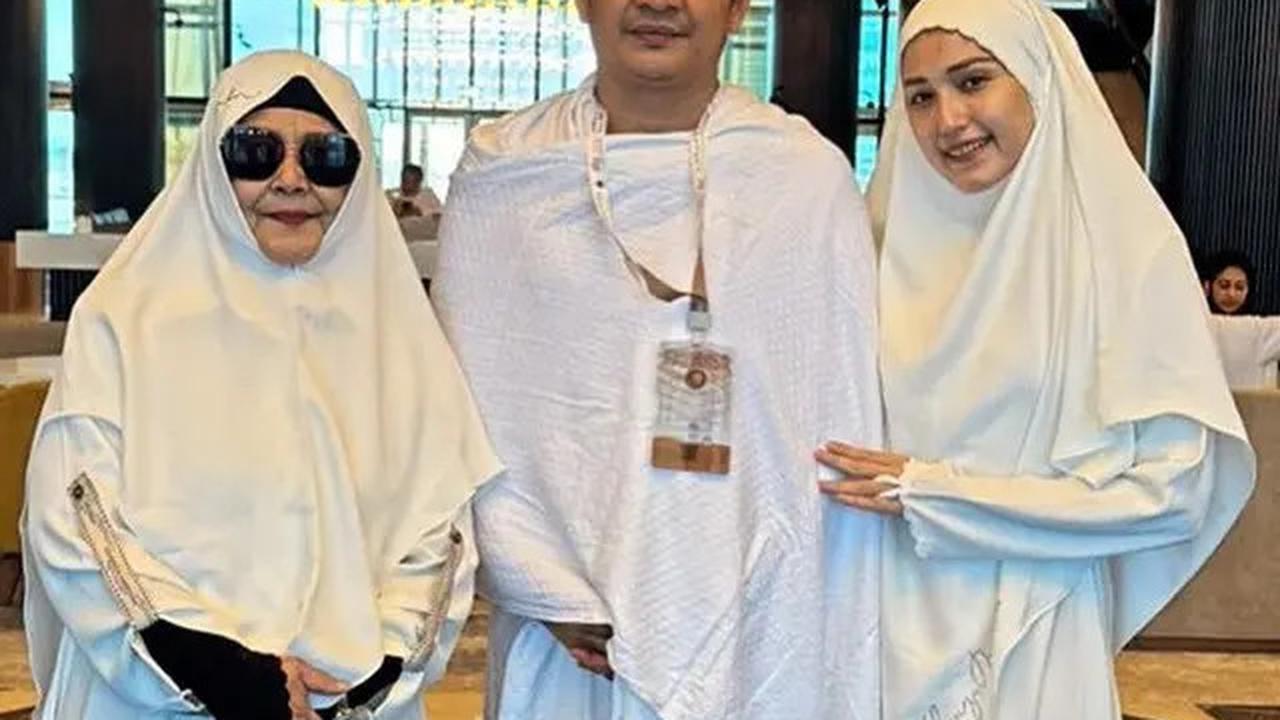 Potret Kebersamaan Pasha Ungu dan Adelia Jalani Ibadah Haji di 2025, Penuh Kehangatan
