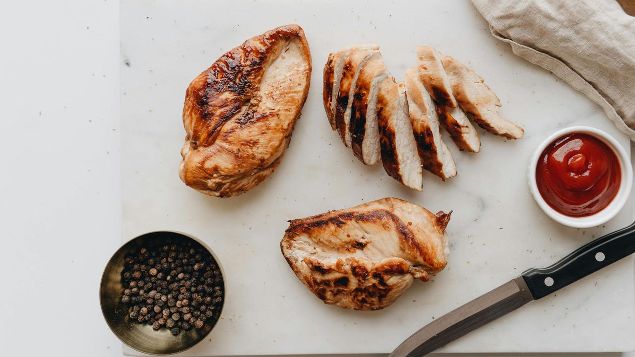Lagi Defisit Kalori? Cobain 5 Resep Dada Ayam yang Penuh Protein, Lezat dan Gak Bakal Bikin Bosan