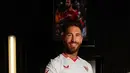 Alih-alih menerima tawaran menggiurkan dari beberapa klub seperti Al Nassr, Inter Miami, hingga Galatasaray, Ramos justru memutuskan untuk pulang ke Sevilla. (FOTO: instagram.com/sevillafc/)