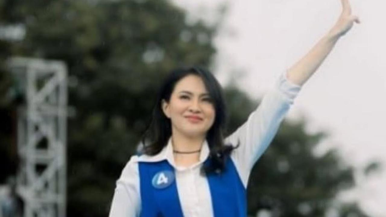 Gantikan Suami hingga Unggul Versi Quick Count, Istri Eks Cagub Benny Laos Tulis Pesan Menyentuh ke Mendiang Suami