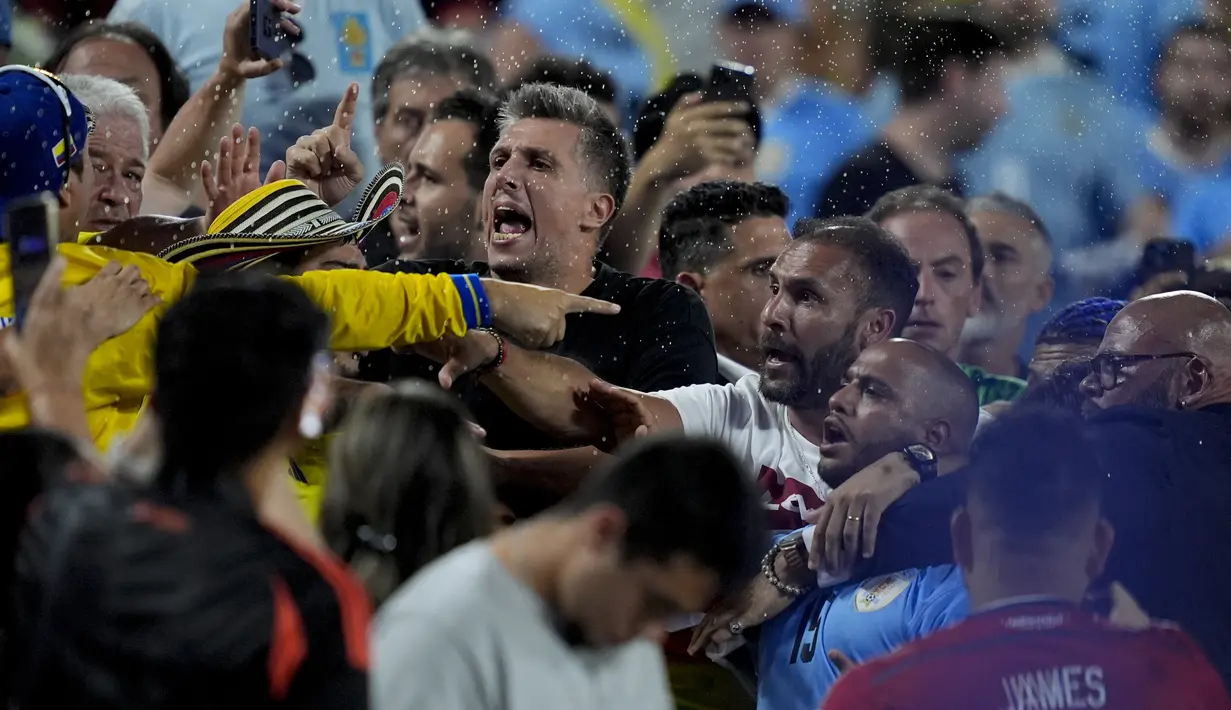 Laga berjalan sangat menarik sejak awal. Kolombia keluar sebagai pemenang lewat gol Jefferson Lerma pada menit ke-39. (AP Photo/Julia Nikhinson)