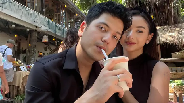 Tampil Mesra Ini Potret Glenca Chysara dan Rendi Jhon Liburan ke Bali