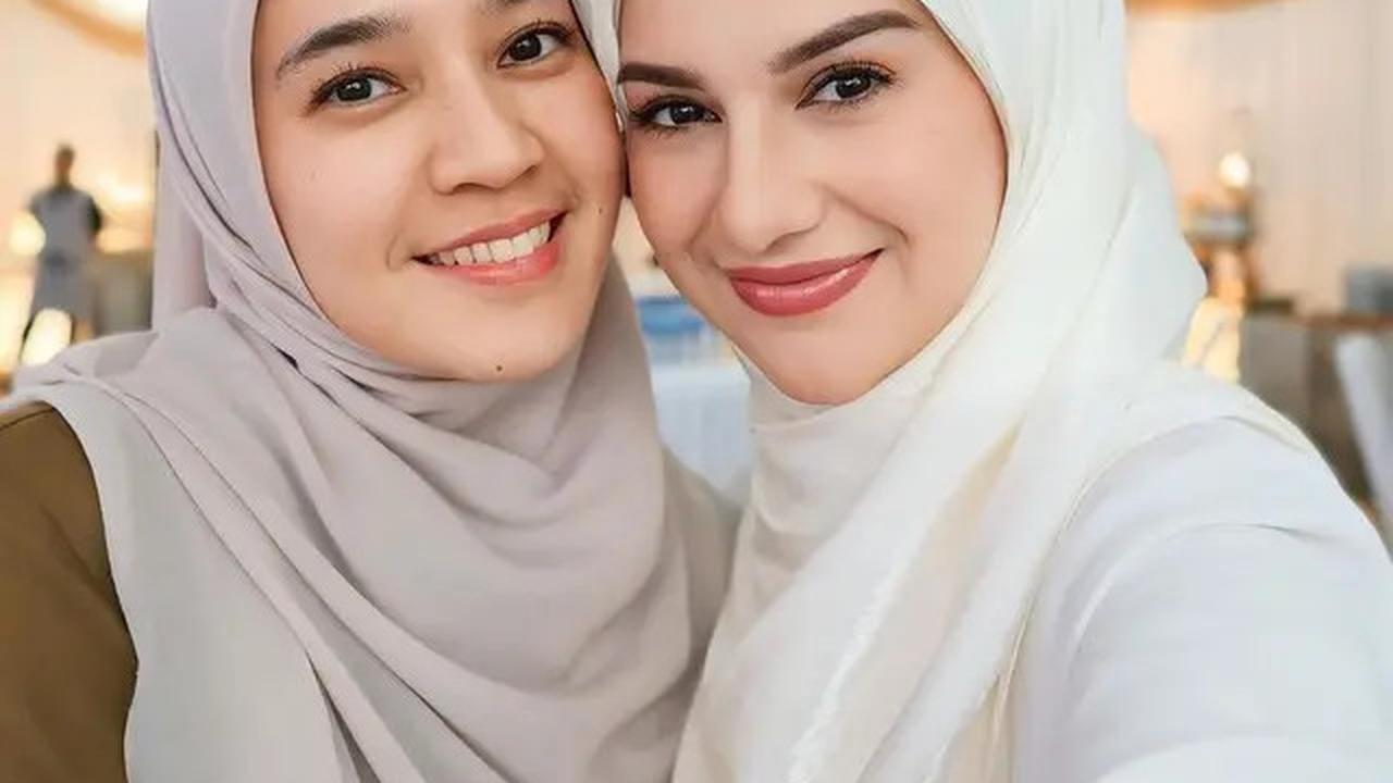 6 Potret Tamu Artis di Acara Tasyakuran Rumah Baru Irish Bella dan Haldy Sabri