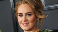 Adele unggah potret dirinya makin langsing tepat di hari lahirnya ke 32 tahun. (Sumber: Instagram/@adele)