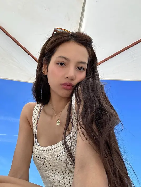 Lisa BLACKPINK kini sedang menikmati waktu santainya dengan liburan di Italia [@lalalalisa_m]