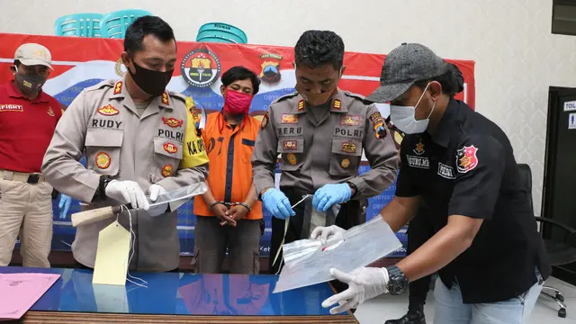 Suami menganiaya selingkuhan istrinya dengan golok di Kebumen. (Foto: Liputan6.com/Humas Polres Kebumen)