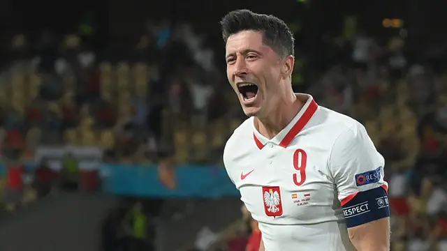 Foto: 7 Striker dengan Catatan Hattrick Terbanyak di Laga Internasional, Cristiano Ronaldo Patahkan Rekor Sven Rydell