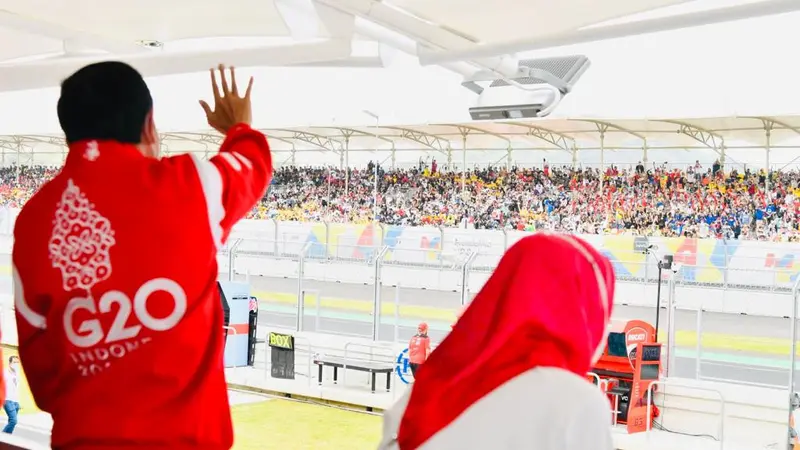 Jokowi Nonton Langsung MotoGP di Sirkuit Mandalika