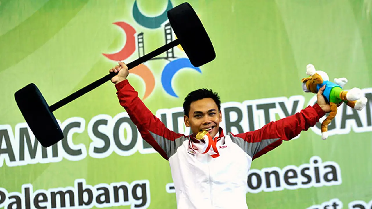 angkat-besi-130928b.jpg