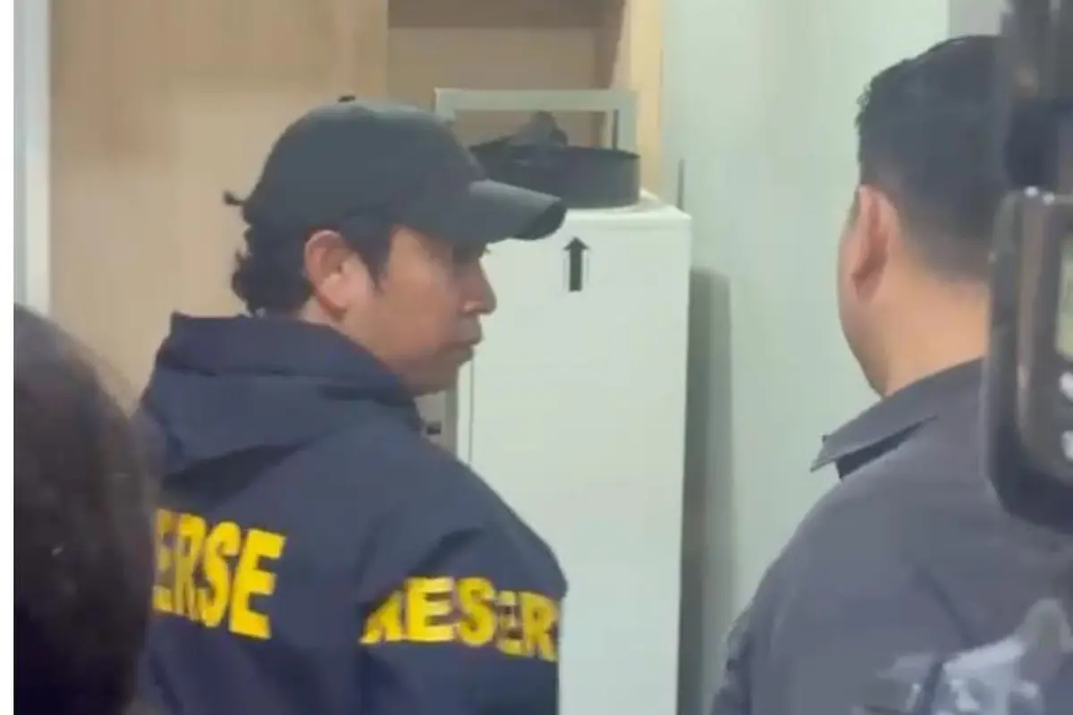 Penampakan Brankas Kafe De'Klan yang Dibongkar Kortastipidkor
