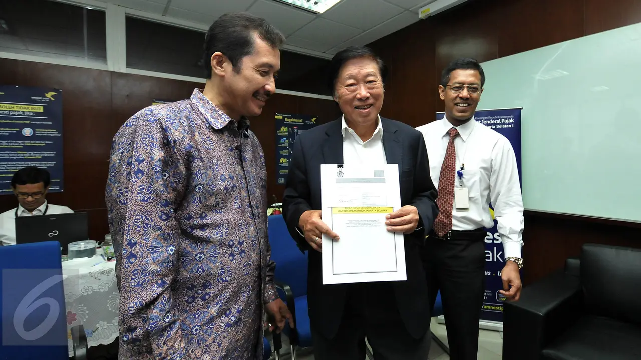 20160919 Sambangi Kantor Pajak, Murdaya Poo Ikut Tax Amnesty 
