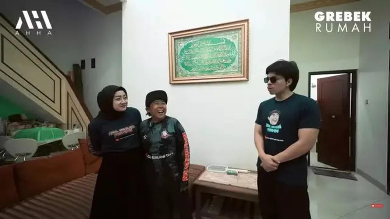 Potret Dapur Mungil nan Mewah Komedian Adul, Punya Model yang Elegan dan Fungsional