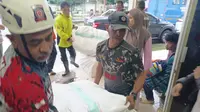 Kemensos Salurkan Bantuan bagi Korban Longsor dan Banjir Bandang di Sukabumi