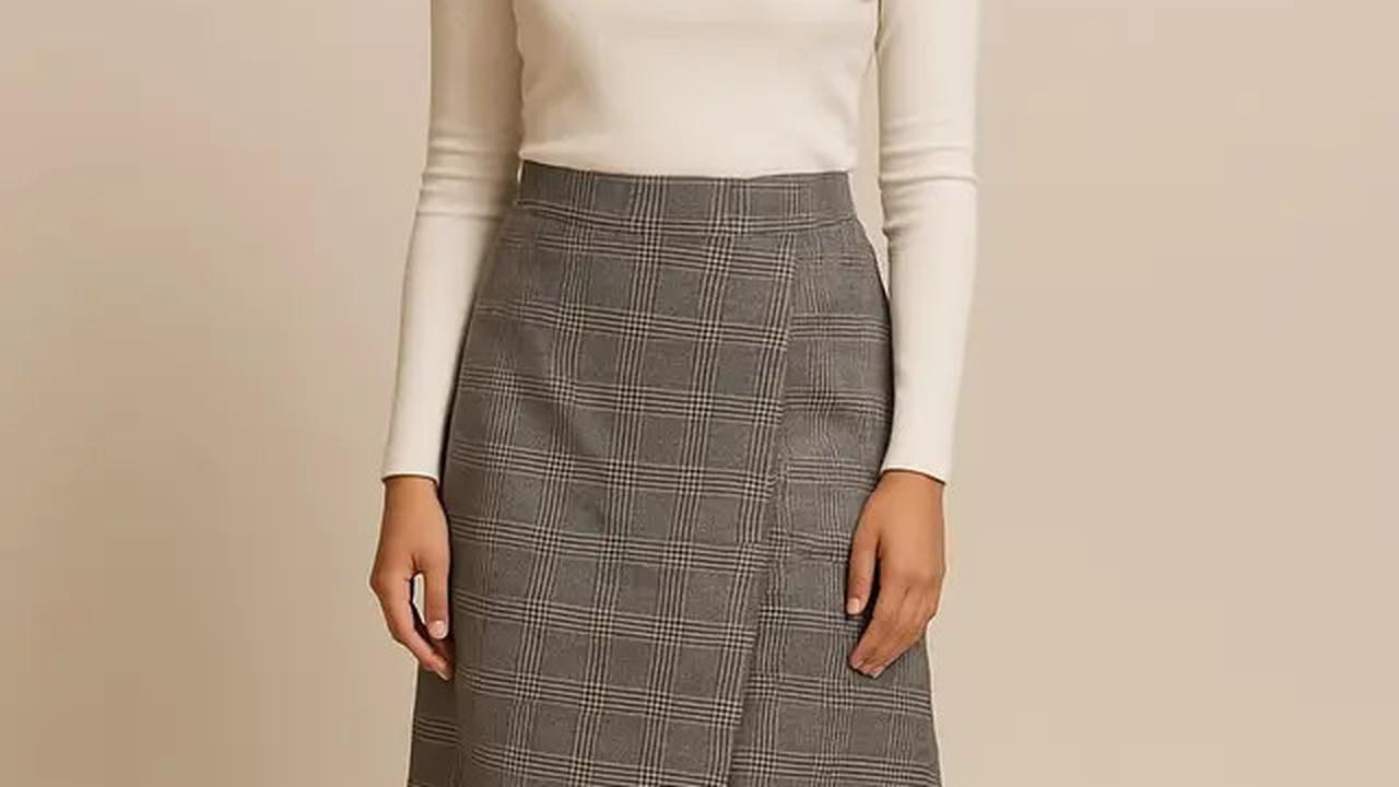 6 Model Rok Korean Style Tren Terbaru, Tampil Feminin dan Kasual