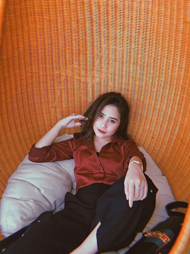 Prilly Latuconsina Ketempelan Makhluk Halus Badan Panas Tanpa Keringat Showbiz Liputan6 Com
