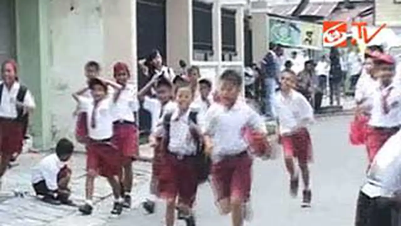120504atawuran-ambon.jpg