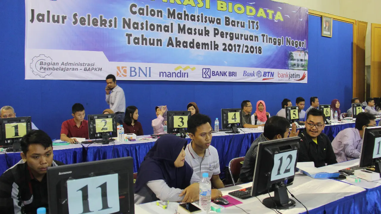 4 Penghafal Alquran Tembus Jalur Bidik Misi ITS Surabaya